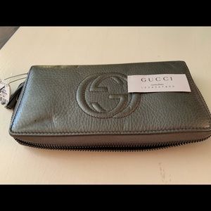 Gucci wallet NWT